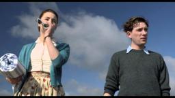 TV Spot: Looking