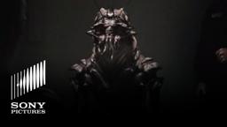 Go behind the scenes of District 9 with Peter Jackson