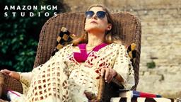 “Hot Summer” Official Clip