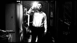 Trailer OPEN 24H