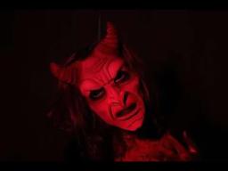 TRIAPHILIA   TRAILER mp4