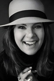 Eva Almos