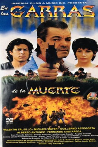 En Las Garras de La Muerte Poster